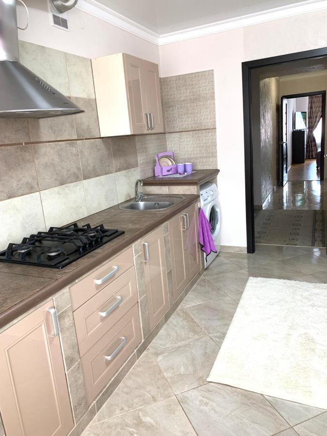 Центр. Поруч Парк Та Став Apartment Тернопил Екстериор снимка